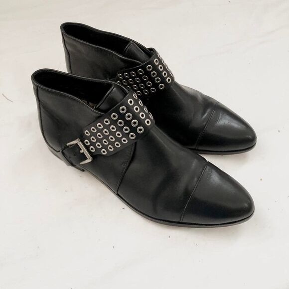 Michael Kors Ankle Boots Booties Black Genuine Leather Almond Toe Buckle Goth - Picture 3 of 8